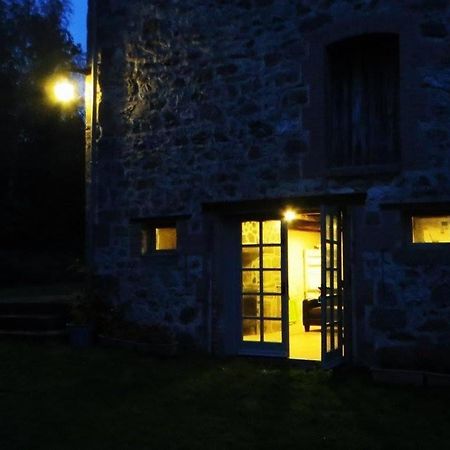 Maison Rouge Gite Vidaillat Extérieur photo