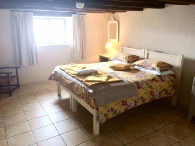 Maison Rouge Gite Vidaillat Extérieur photo